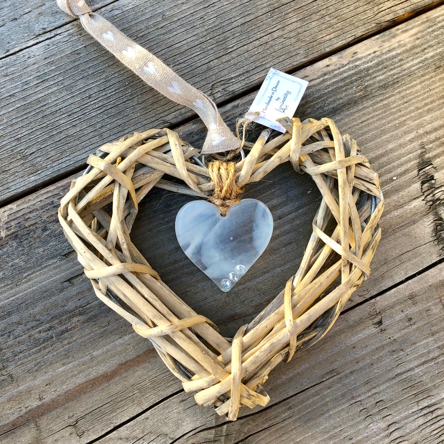 Glass & Wicker Hanging Heart - Wispy White with co-ordinating Ribbon