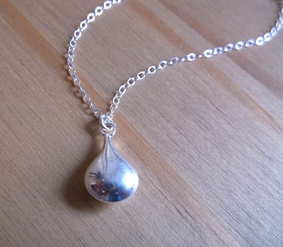 Sterling Silver Teardrop Pendant