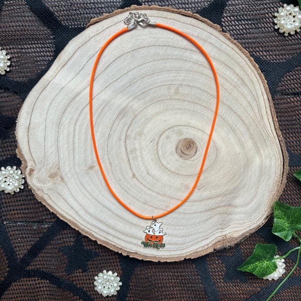 Halloween necklace 