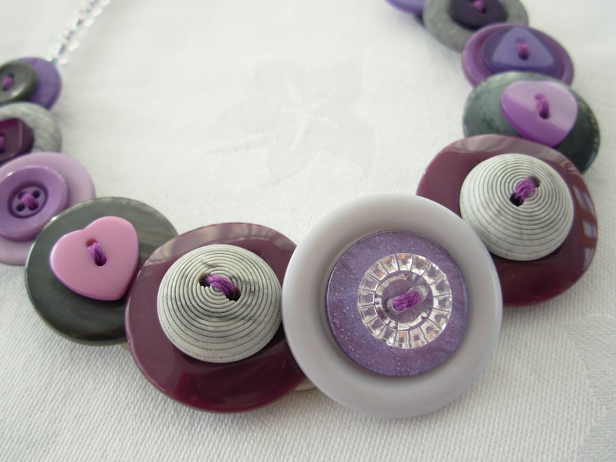 Button Necklace Grey and Mauve