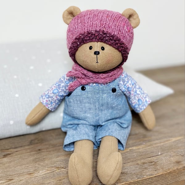 Bea, a handmade cloth teddy bear by Clayton Bears.