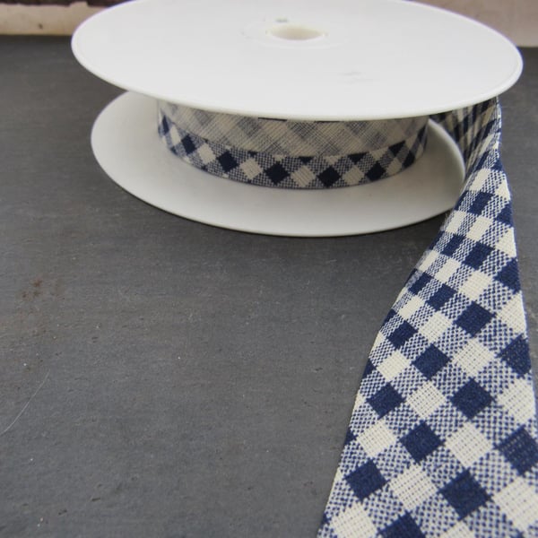 4m navy Blue and Ecru Cotton Gingham Bias Binding