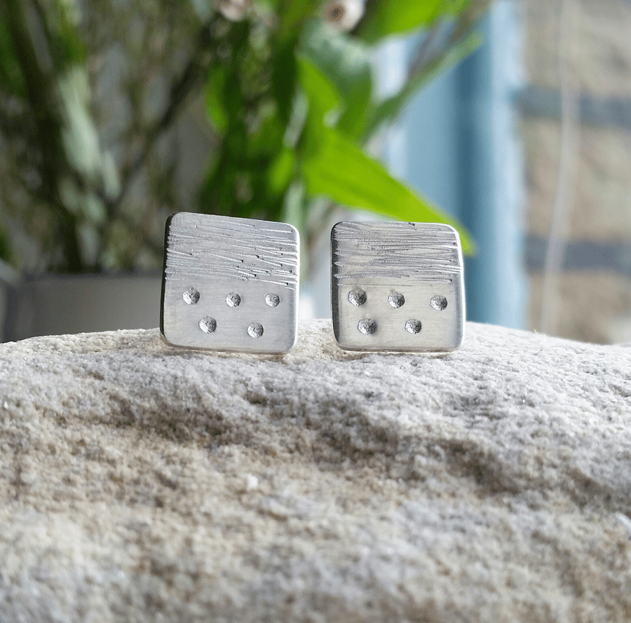 Minimal Handmade Silver Textured Square Stud Earrings