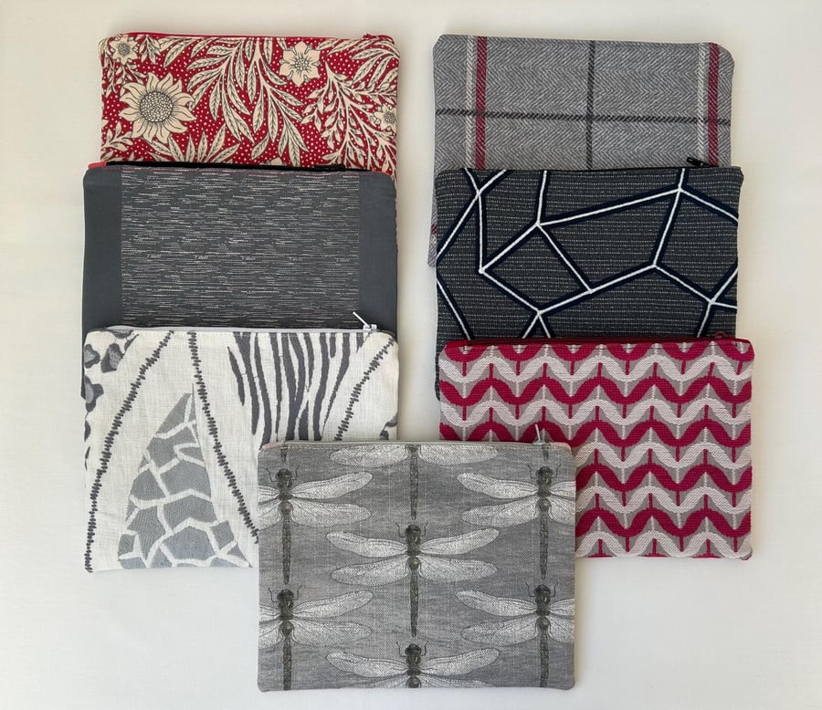 small zipper pouch, fabric coin purse, accessory pouch, cosmetic bag