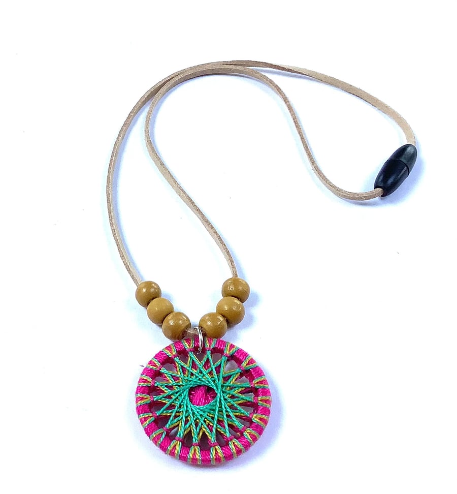 Zwirnknopfe Button Pendant