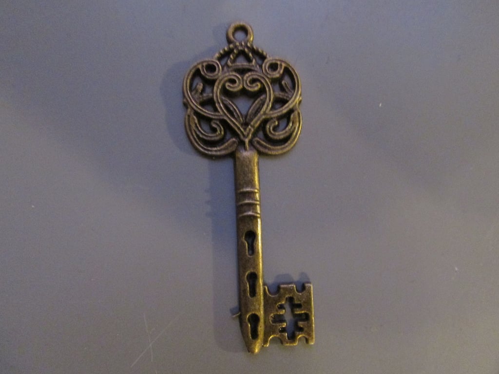 Bronze Key Jewellery making charm pendant