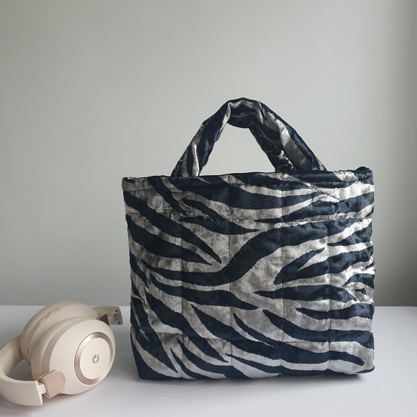 Cosy Quilted Handbag