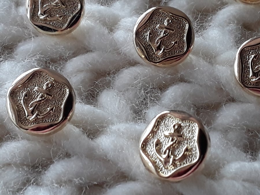 12" 12.7mm 20 Ligne Gold Anchor Buttons Lightweight  x 6 Buttons