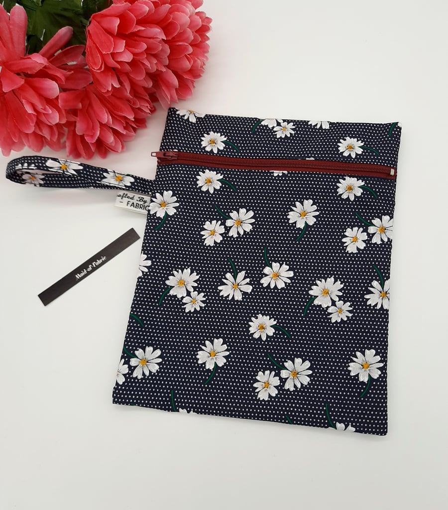 Zipped pouch with handle, in daisy,  sale.