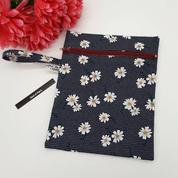 Zipped pouch with handle, in daisy,  sale.