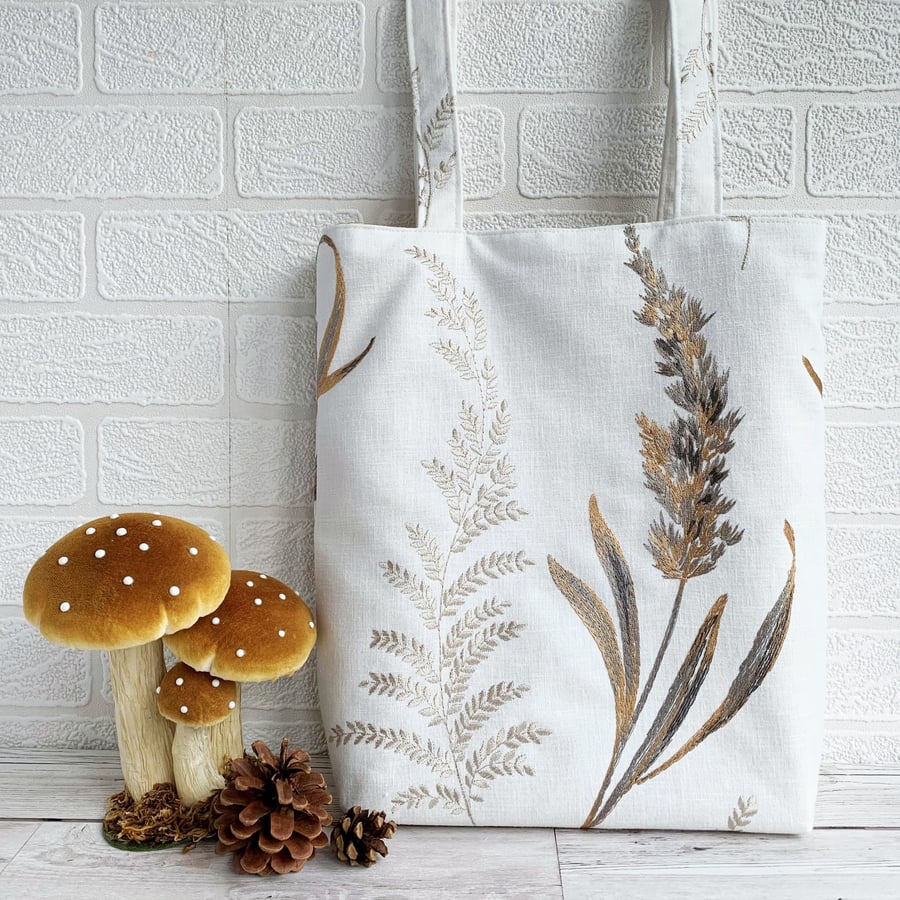 Tote Bag in Embroidered Grasses Pattern Fabric