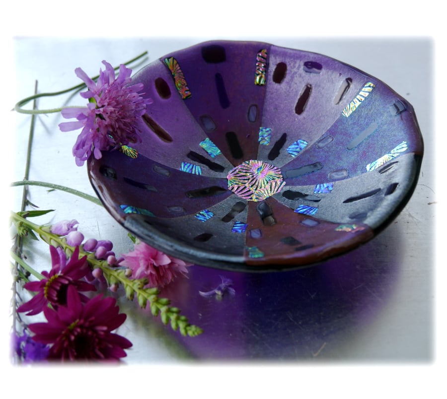 Fused Glass Bowl Round 12.5cm Violet Plum Dichroic 033