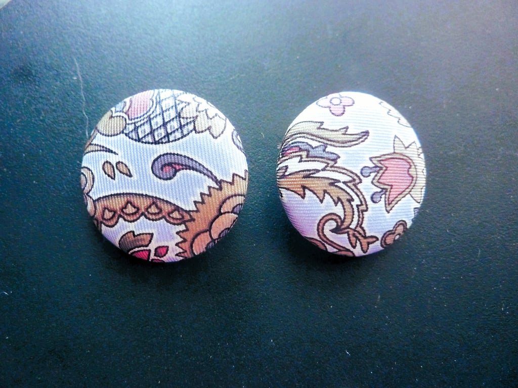 5 Buttons Silk Covered Paisley Pattern Light Blue Coffee 3cms 1 1.25ins Unique 