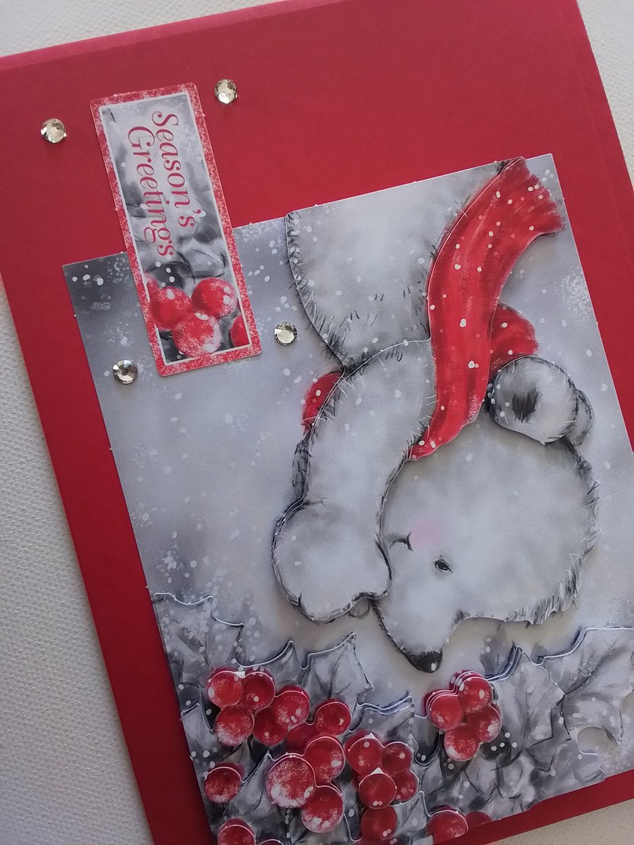 Christmas card and gift tag set. Bear and berries. Seasons greetings. Ref 296