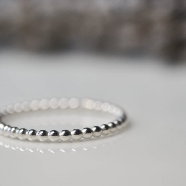 Dotty band sterling silver ring