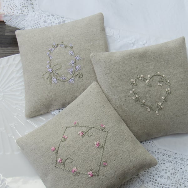 Set of 3 Embroidered Linen Lavender Bags