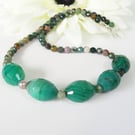 Agate Necklace,Green Necklace,Emerald colour,Unique Necklace,Handmade Necklace.