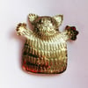 hug me kitty brooch