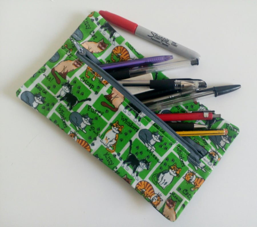 Cat Pencil case, zipper pouch, back to school, drawing, gift for crafters