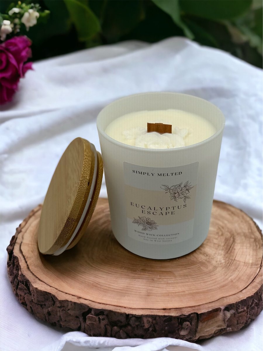 Eucalyptus Escape Scented Candle, Wood Wick Coconut Wax Candle, Home Fragrance, 