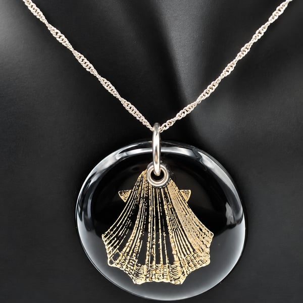 Small Scallop Seashell Fused Glass Pendant with Real Platinum Lustre Motif