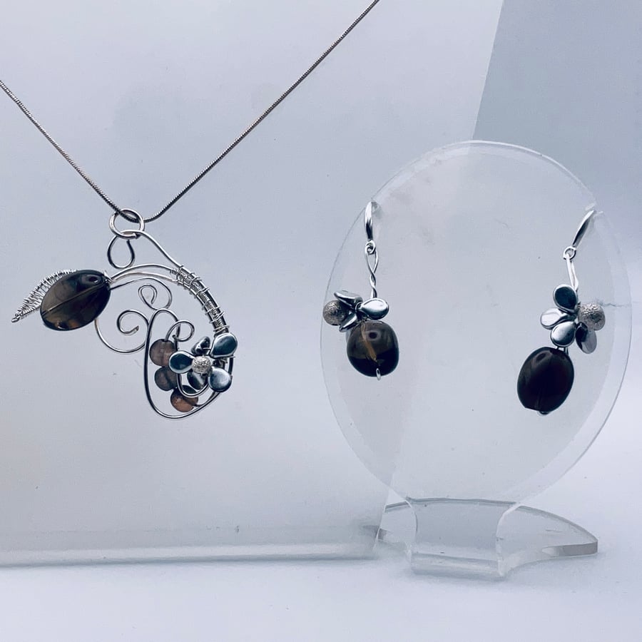 Smoky quartz and silver wire floral pendant and earrings