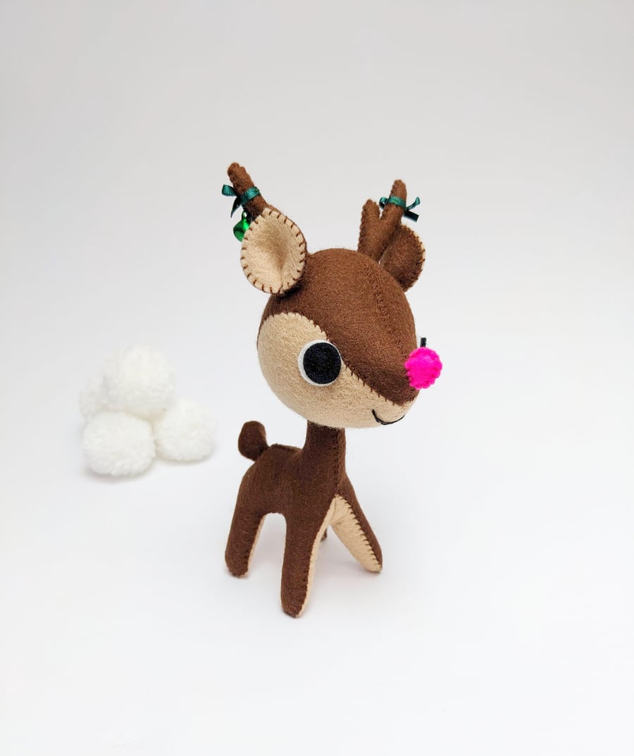 Festive Reindeer Christmas ornament