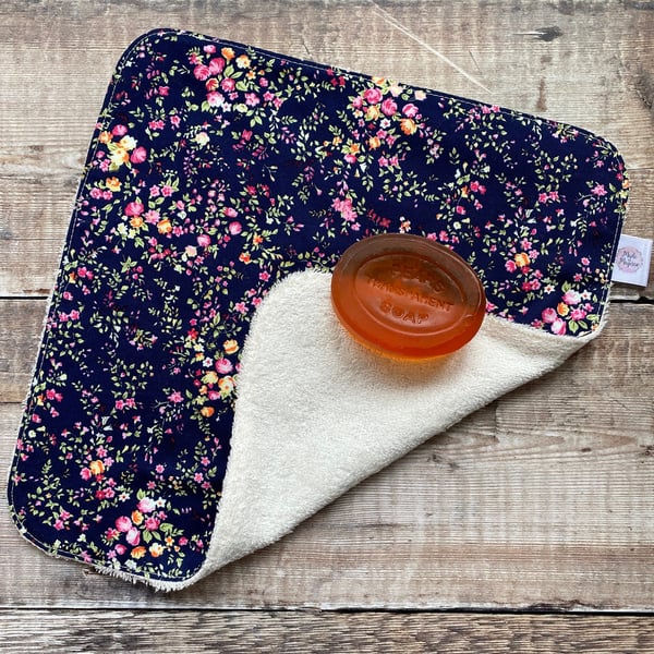 Organic Bamboo Cotton Wash Face Cloth Flannel Navy Micro Bright Flowers