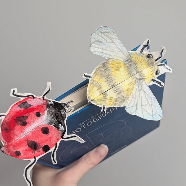  Bumble Bee Bookmark 