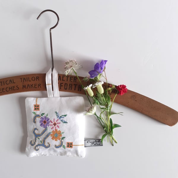 Lavender sachet upcycled from vintage embroidery in a folk art style 