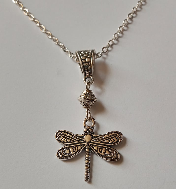 Dragonfly Bead Necklace