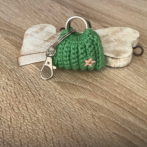 Small bag, key, ear buds, coins holder