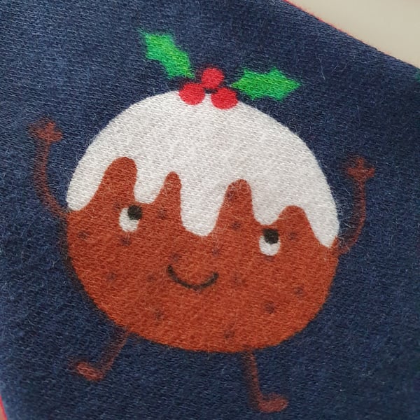 Jolly Christmas Pudding Bunting on Green Binding