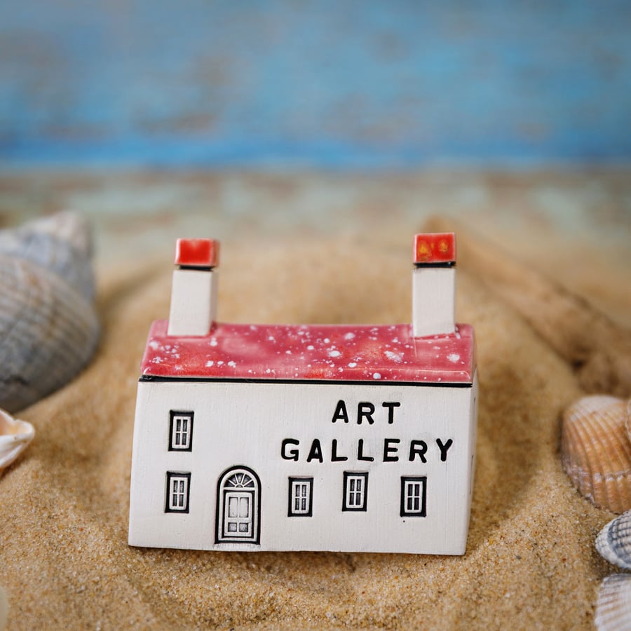 ART GALLERY Charming Handcrafted Ceramic Tiny House