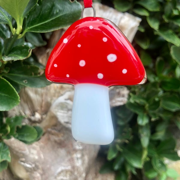 Fused glass red white mushroom Christmas dec decoration fairy house garden decor