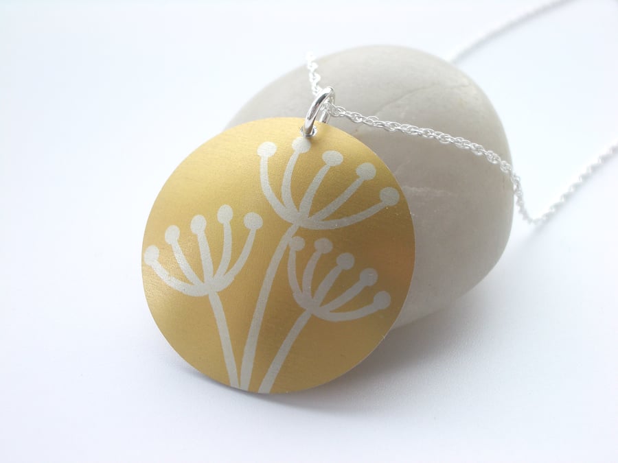 Cow parsley pendant necklace in yellow