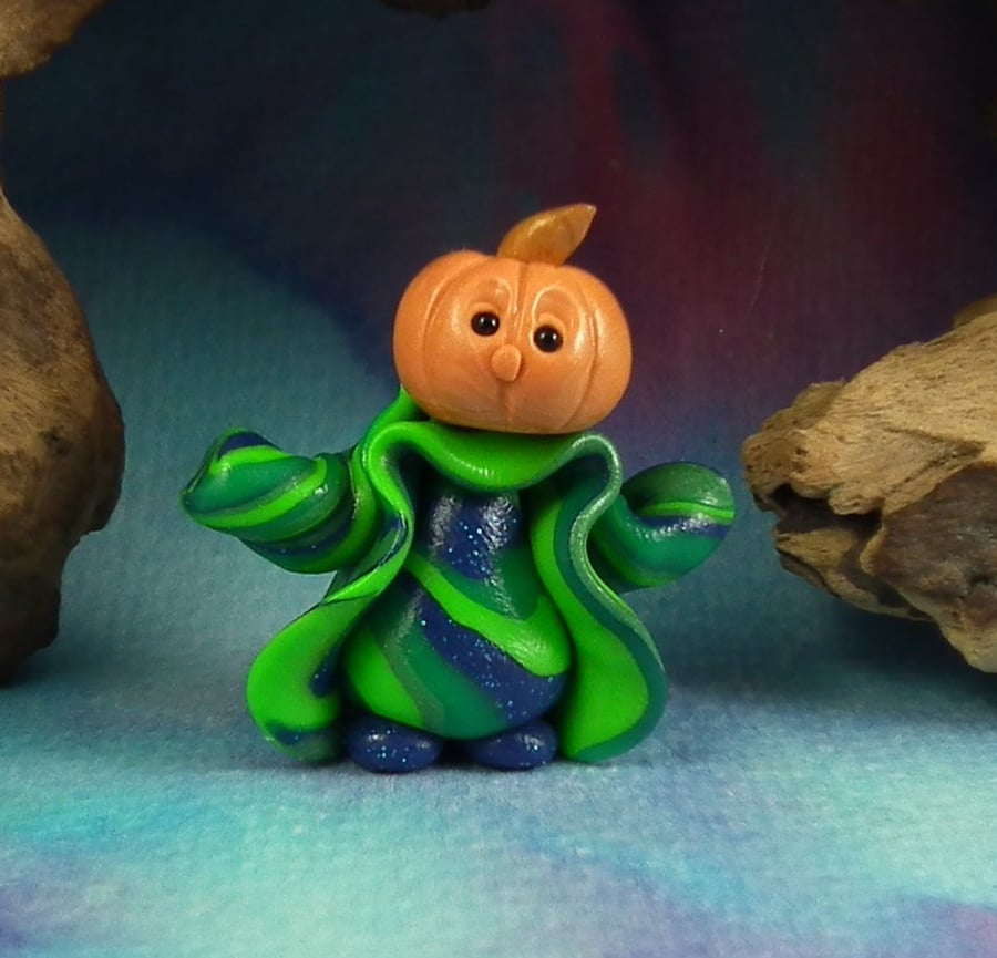 Tiny Pumpkin-head Gnome 'Higgs' OOAK Sculpt by Ann Galvin