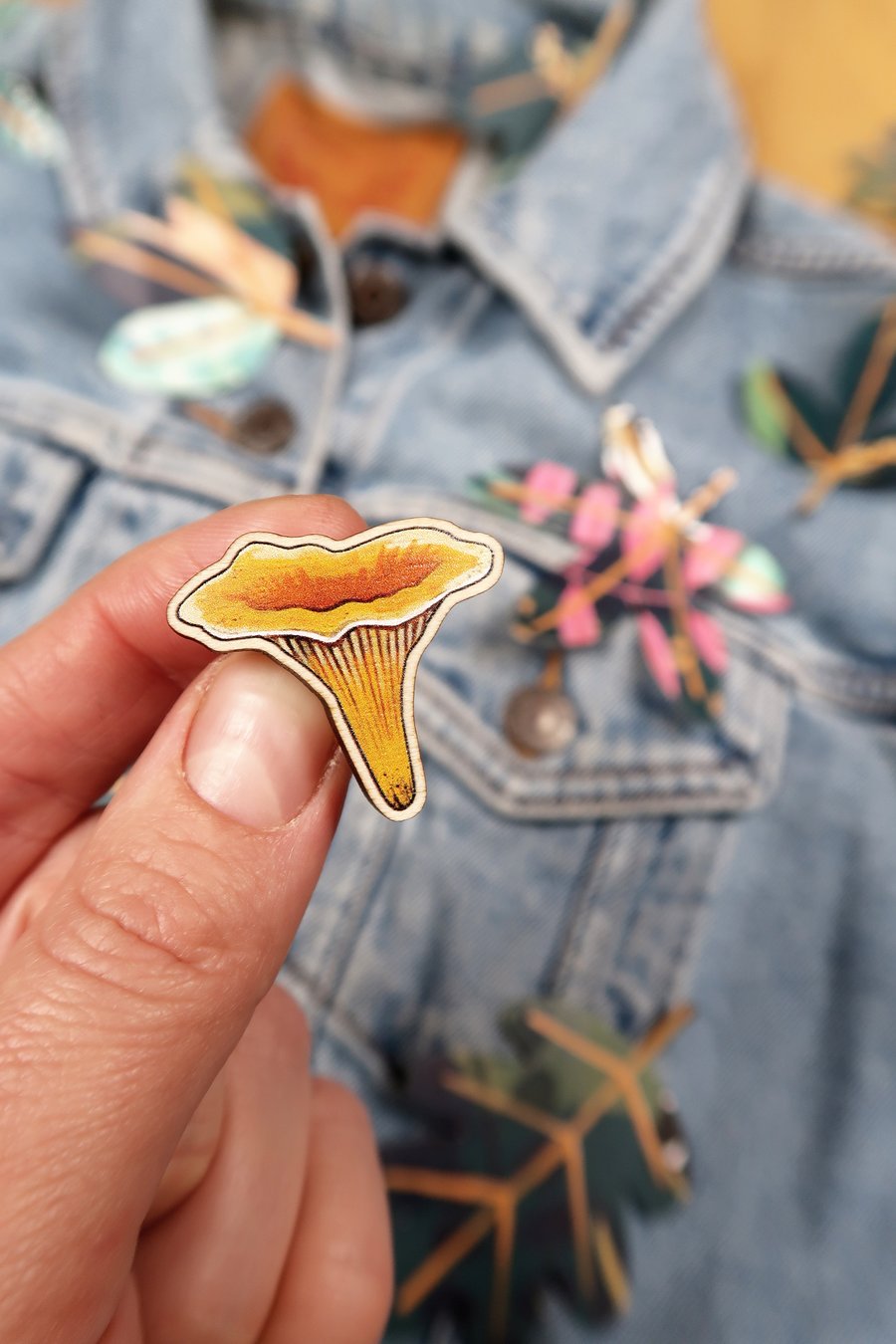 Chanterelle wooden pin badge, yellow girolle brooch, wild mushroom.