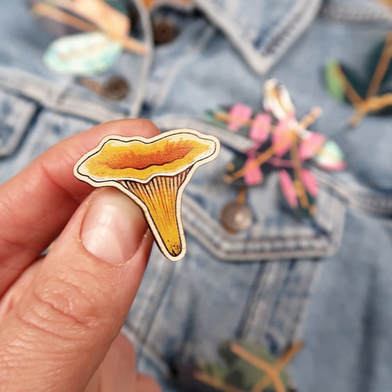 Chanterelle wooden pin badge, yellow girolle brooch, wild mushroom.