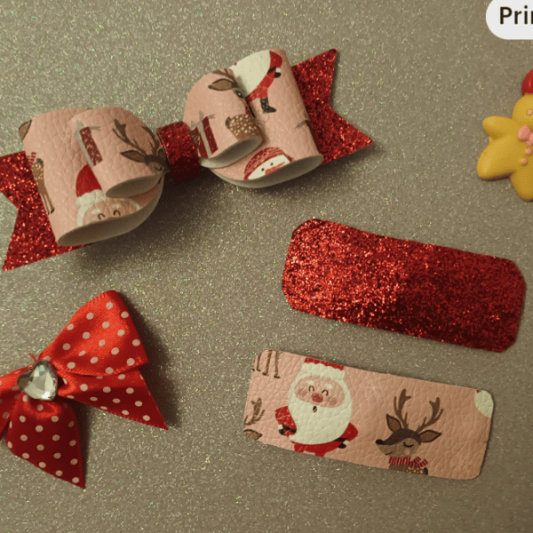 Christmas hair bows & clips