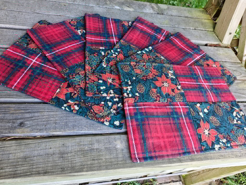 Set of 6 Christmas design handmade fabric place mats