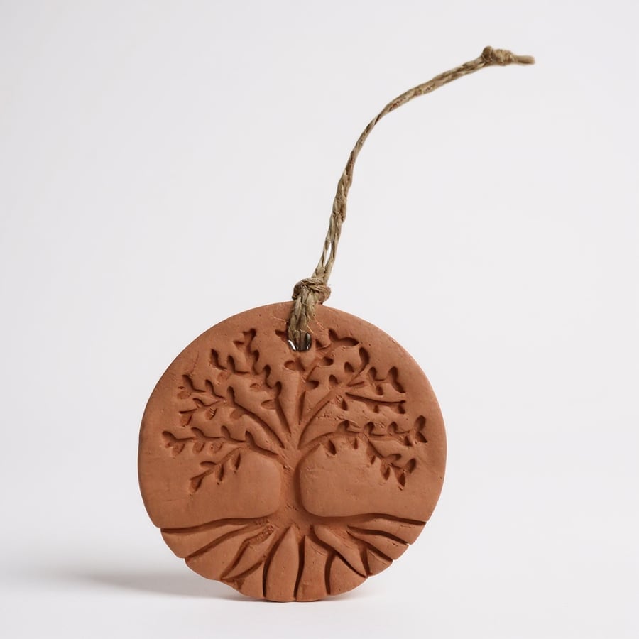 Tree of Life Terracotta Hanging Aromatherapy Diffuser