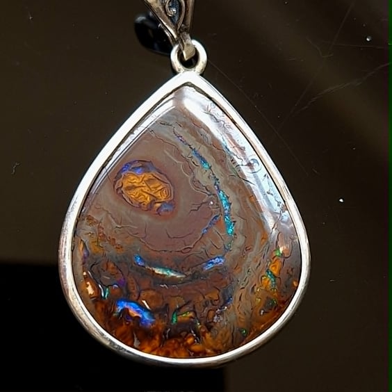 30x25mm Boulder Opal Pendant With Koala Motief 