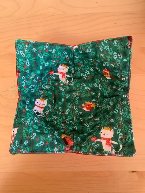 Christmas Animals Quilted Fabric Reversible Bowl Cosy