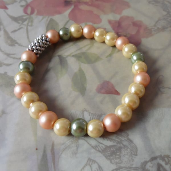 Peach, yellow and green pearl bracelet