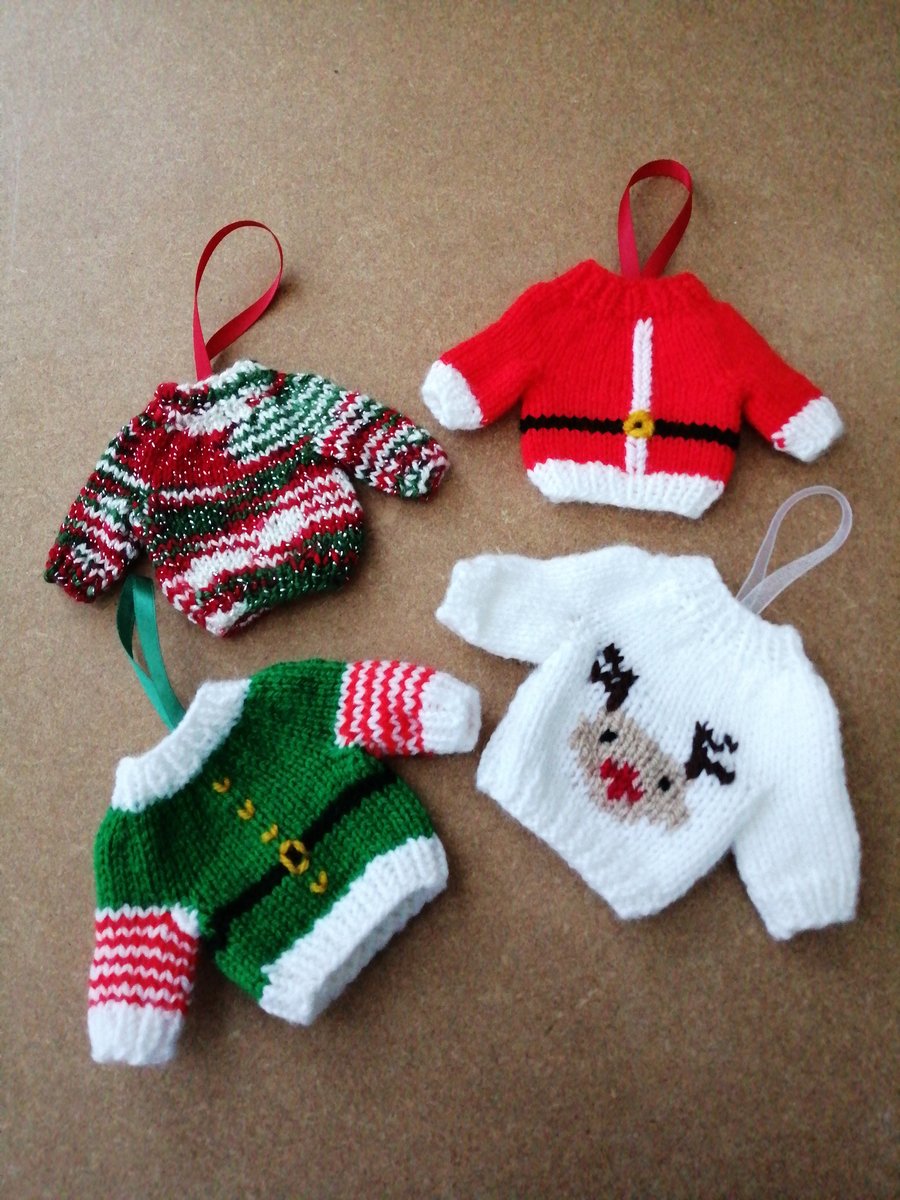 Set of 4 mini Christmas Jumpers 