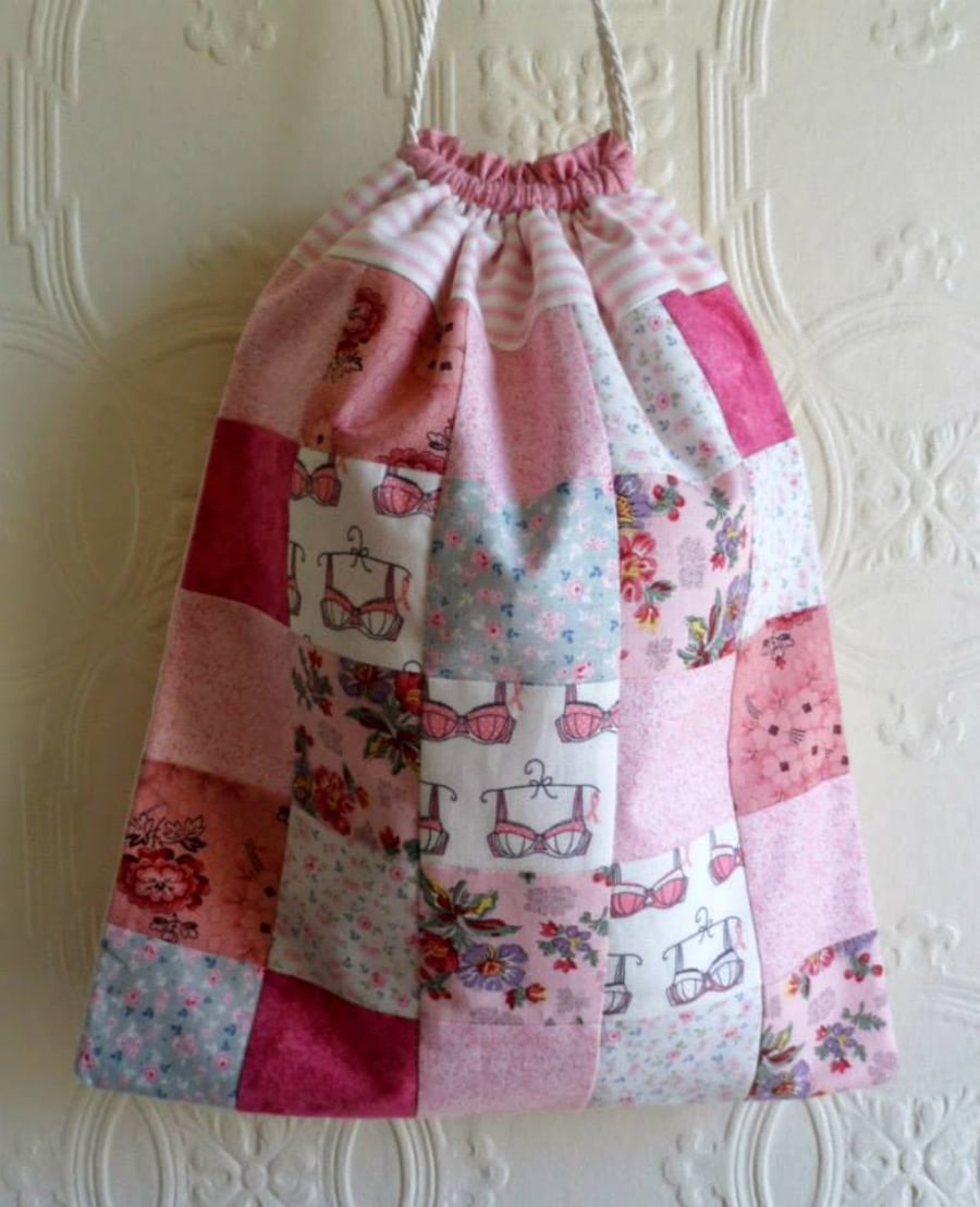 Shoe storage bag - vintage fabric, can be personalised