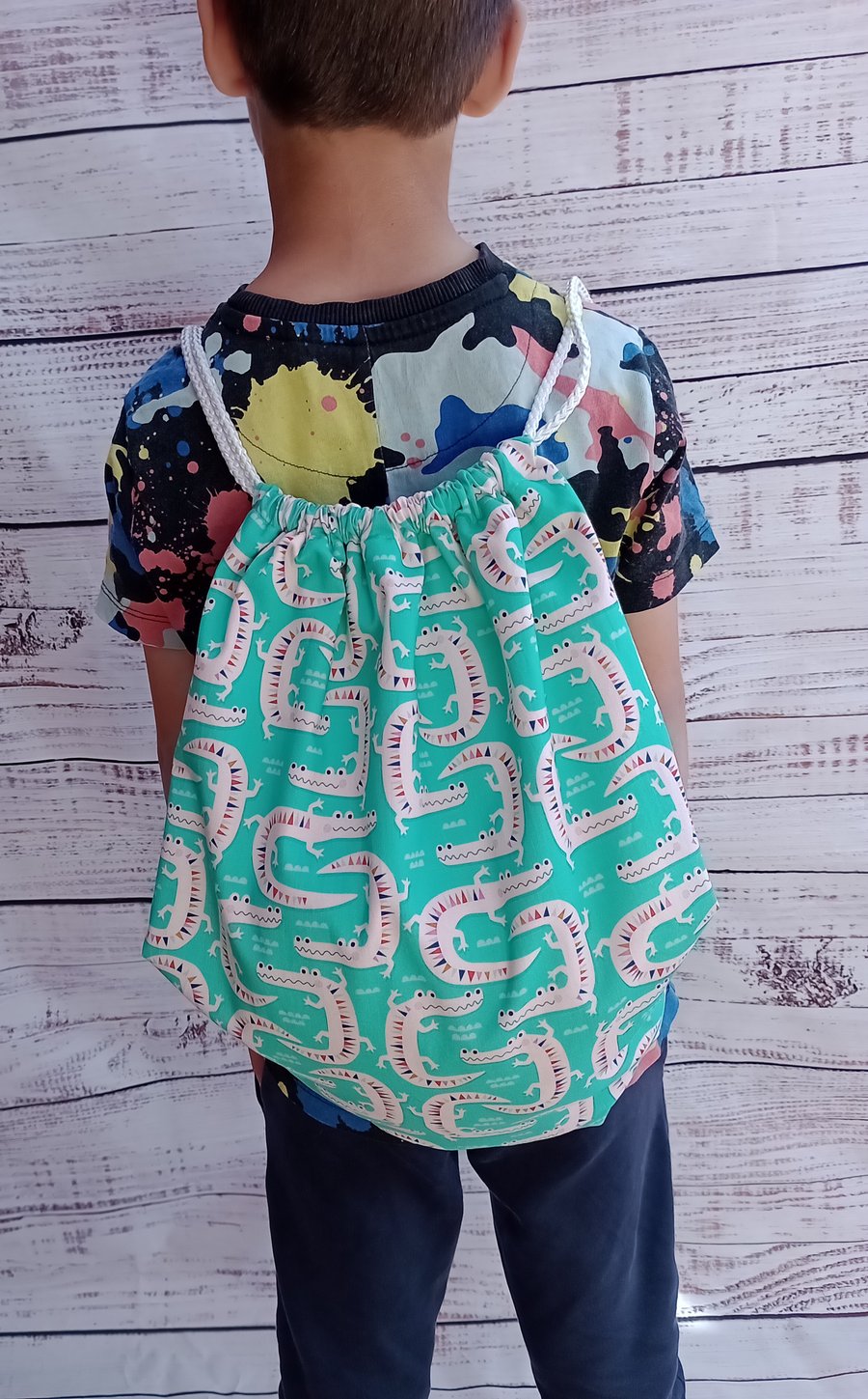 Crocodile children's drawstring backpack