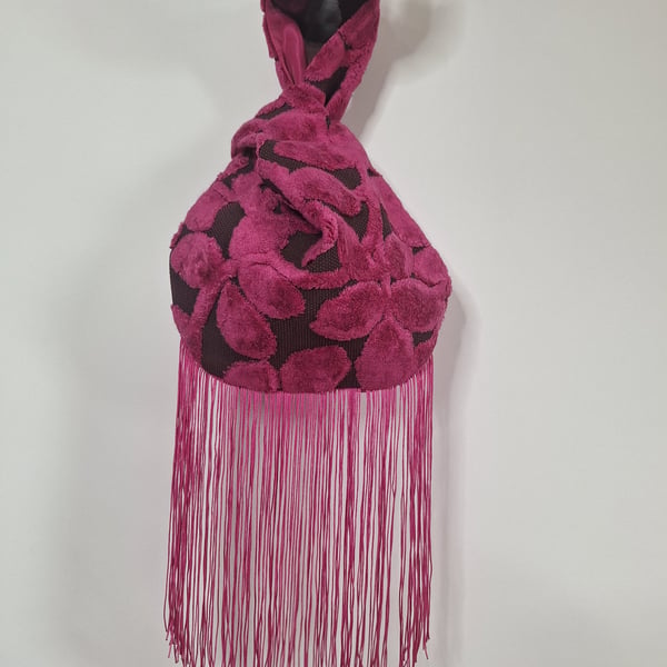 Fuchsia hot Pink raised Velvet leaf pattern Japanese knot bag with tassel trim 