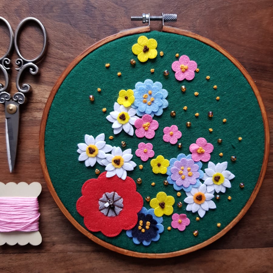 Wild flowers - wall decoration 